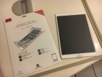 iPad Proにパワーサポートのアンチグレアフィルムを貼り付けた